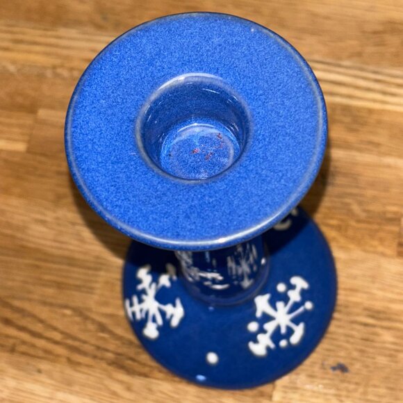 Vintage Set of 2 Blue Ceramic Candle Holders With Snowflake Design Holiday 6"x3" - Picture 6 of 9